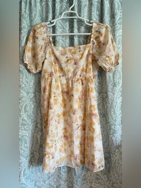 BE COOL Cream Floral Puff Sleeve Dress with Yellow & Pink Blooms